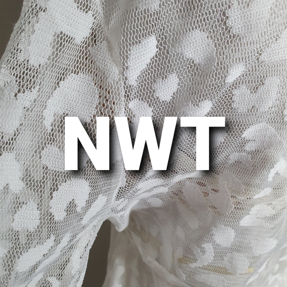 💥Dream Cloud Lace Romper - Picture 9 of 15